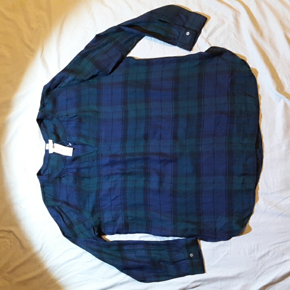 LOFT The Softened Shirt  blue and green plaid longsleeve split neck blouse/tunic